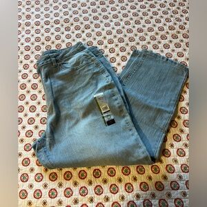 NWT No Boundries High Rise Mom Jeans size 14/15